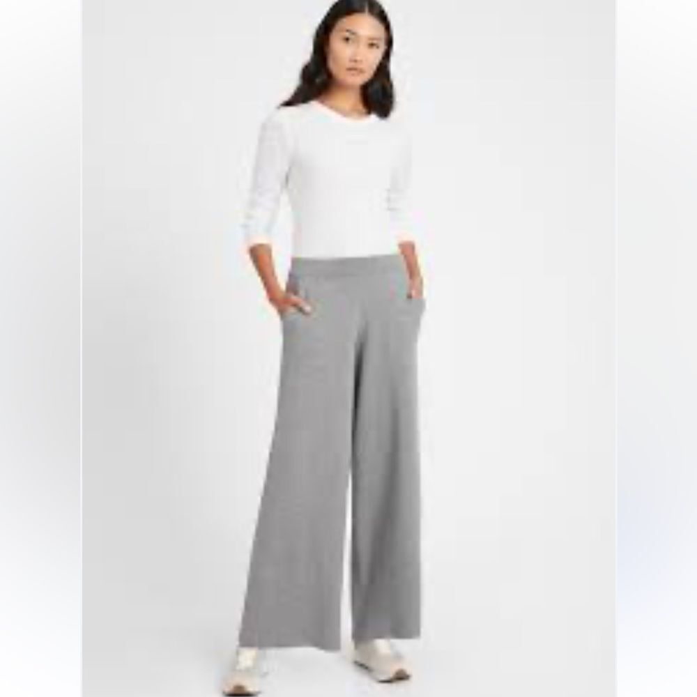 Banana Republic Wide Leg Sweater Pants Cropped Size Large Heather Grey